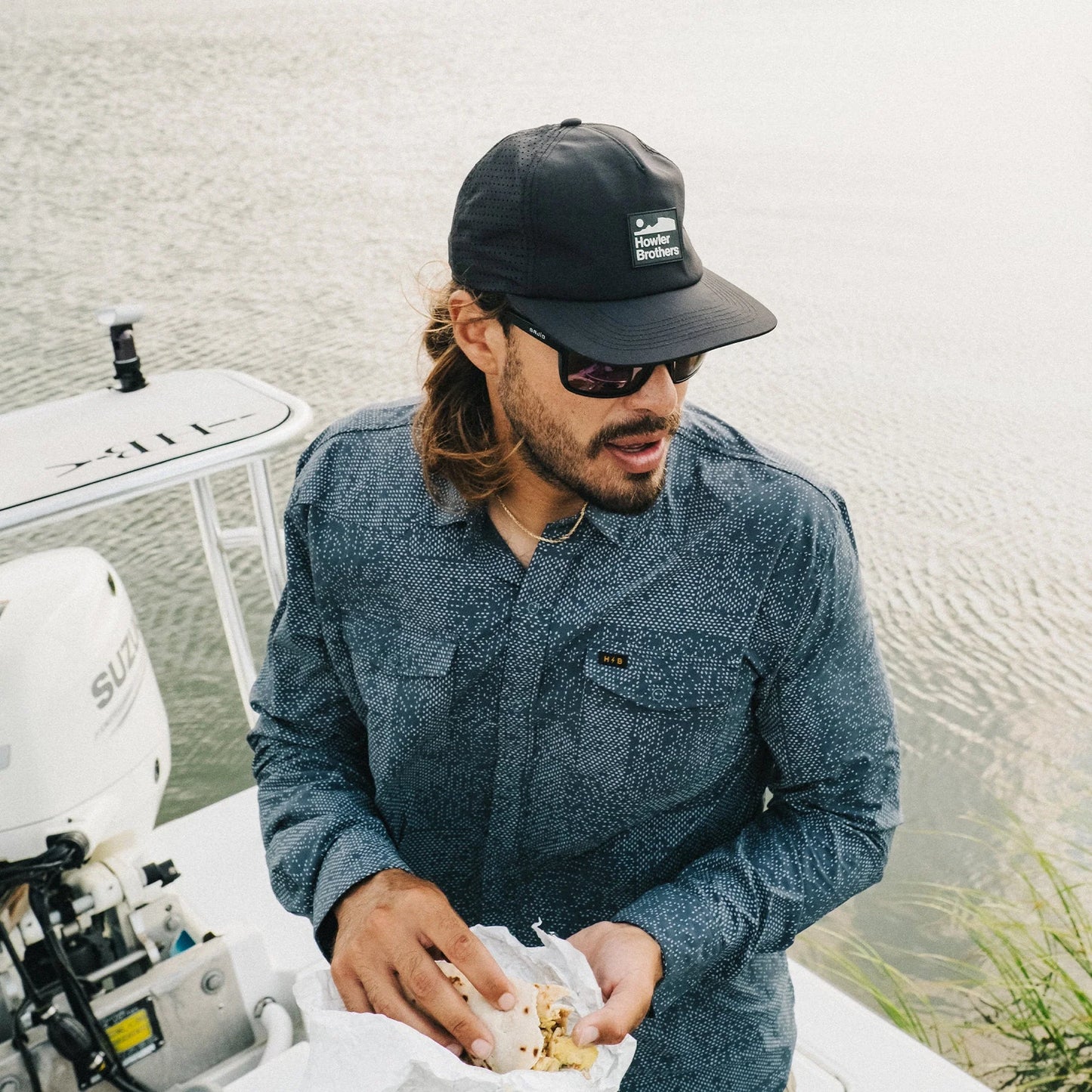 Aperature Tech Strapback Hat - Howler Arroyo - Black