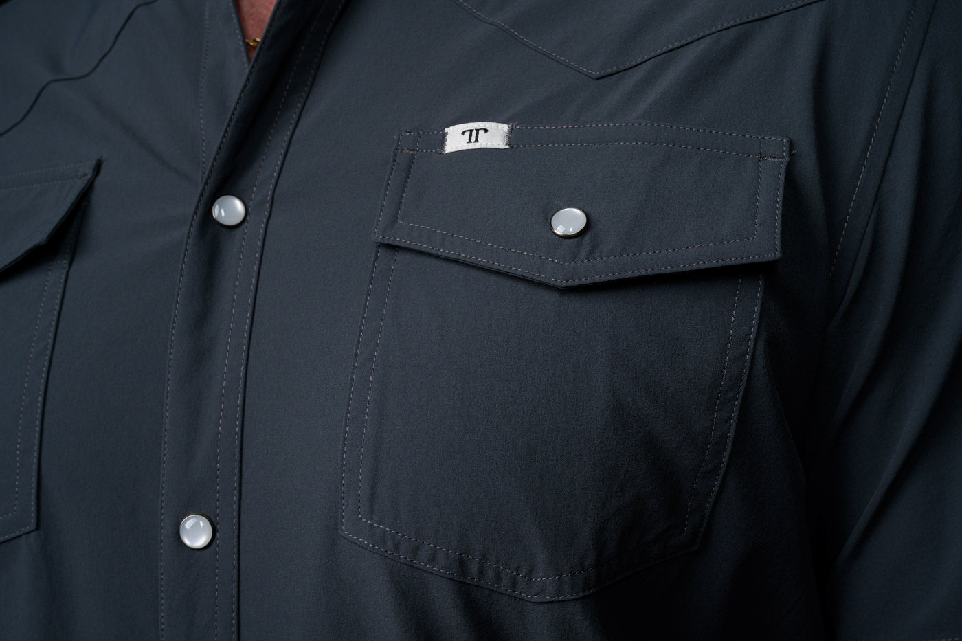 CORE - Men's Grey Short Sleeve Pearl Snap Shirt