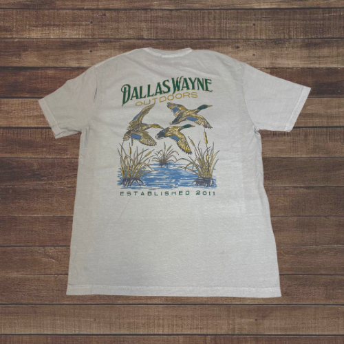 Dallas Wayne Field Tee - Marsh Flight - Sandstone