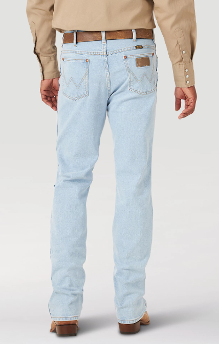 Wrangler® Cowboy Cut® Slim Fit Active Flex Jeans in Bleach