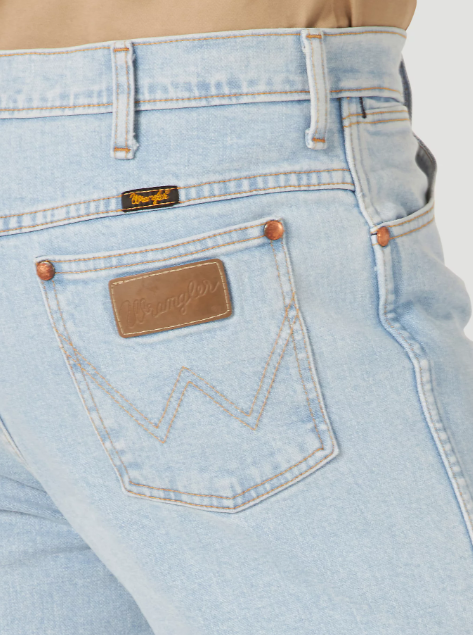 Wrangler® Cowboy Cut® Slim Fit Active Flex Jeans in Bleach