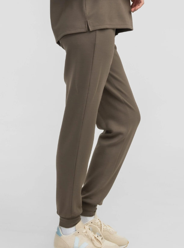 AstroKnit Bella Joggers - Deep Woods