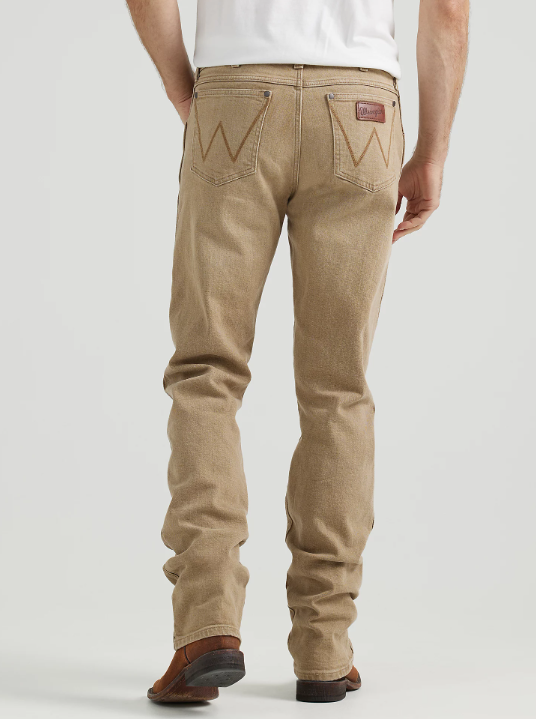 Wrangler Retro® Slim Straight Jean - Saddle