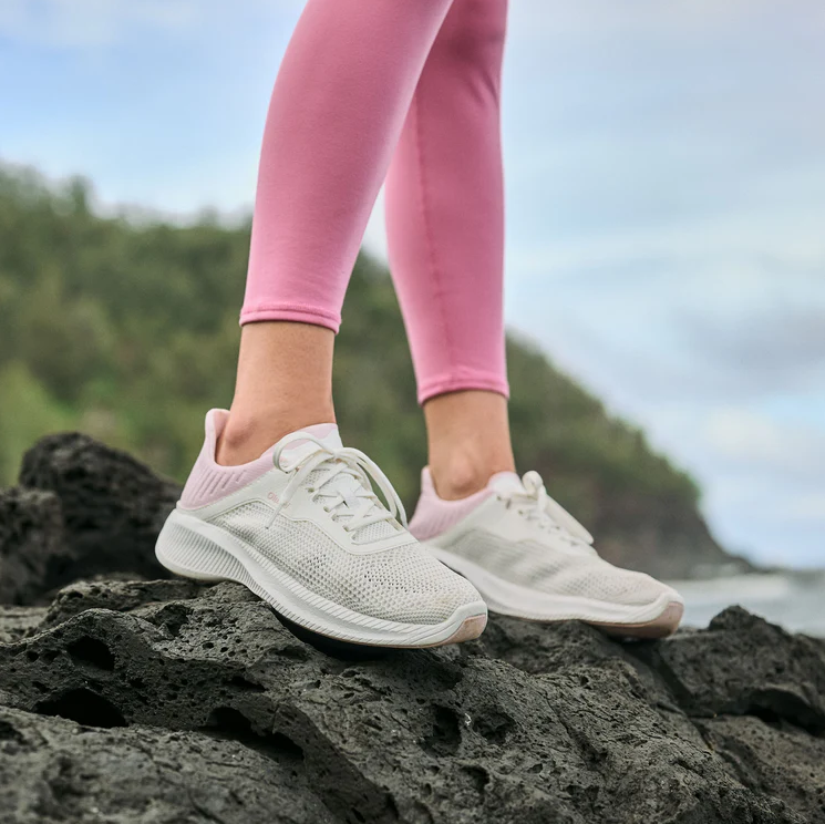 Island Hopper - Bright White & Cotton Candy