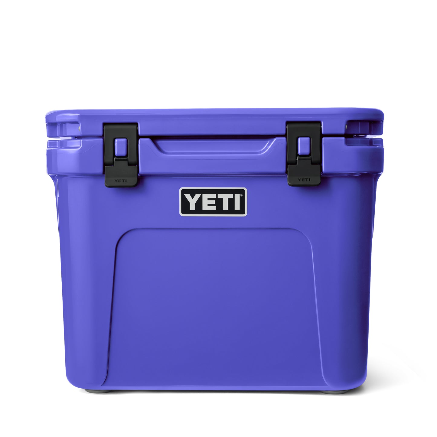 Roadie® 32 Wheeled Cooler - Ultramarine Violet