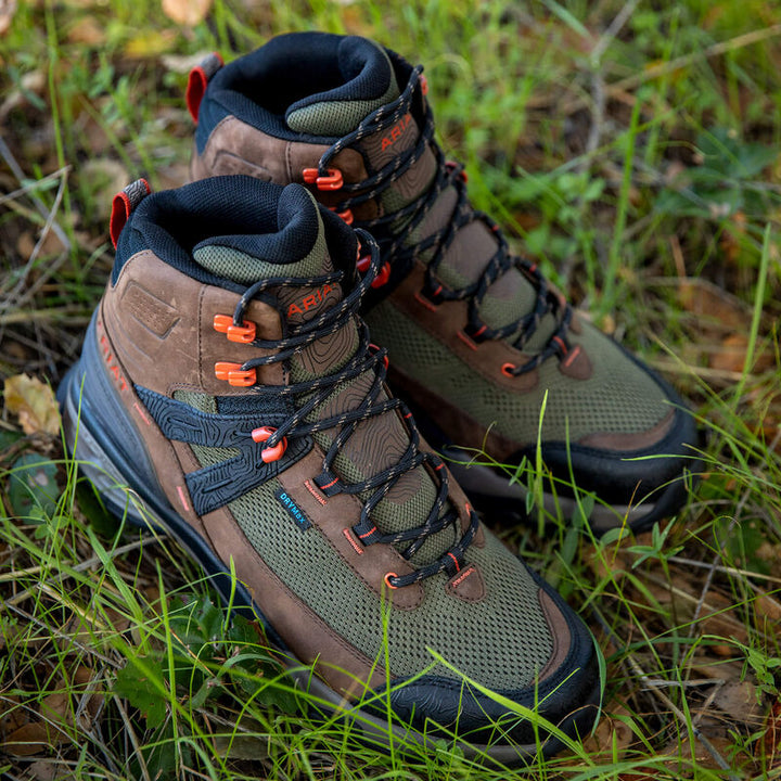 Traverse Mid Waterproof Hiking Boot- Brown Bark/ Evergreen
