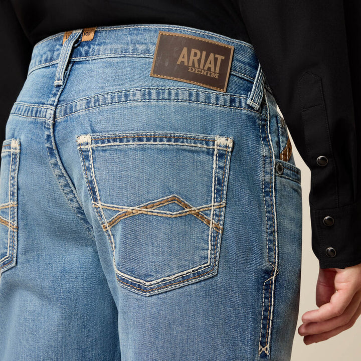 M5 Straight Jonathan Straight Leg Jeans - Logan