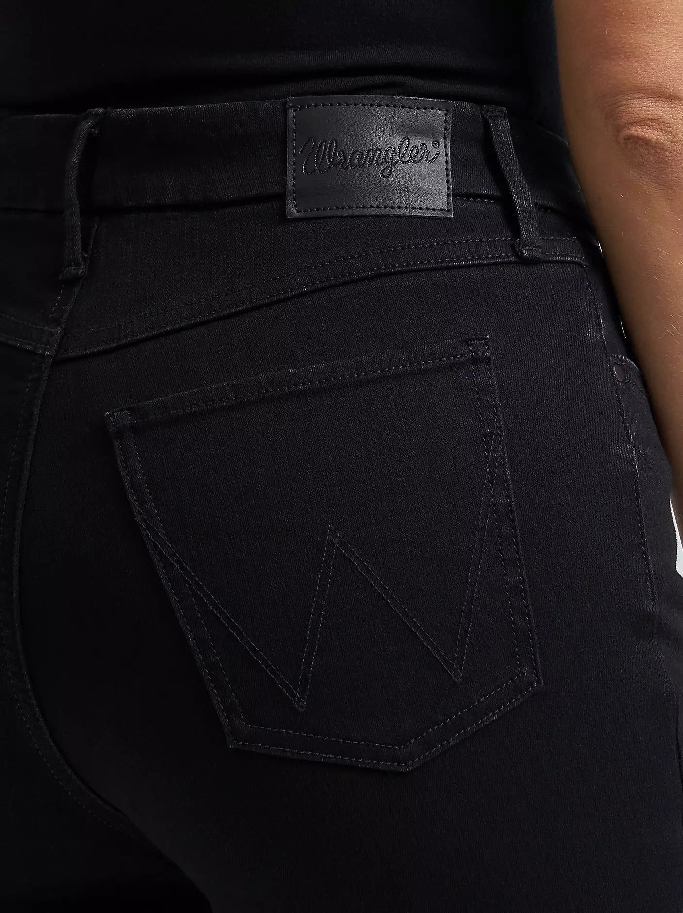 Wrangler® Bespoke Trouser Jean - Savannah  - Black