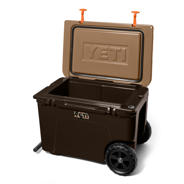 Tundra Haul® Wheeled Cooler - Wetlands Camo