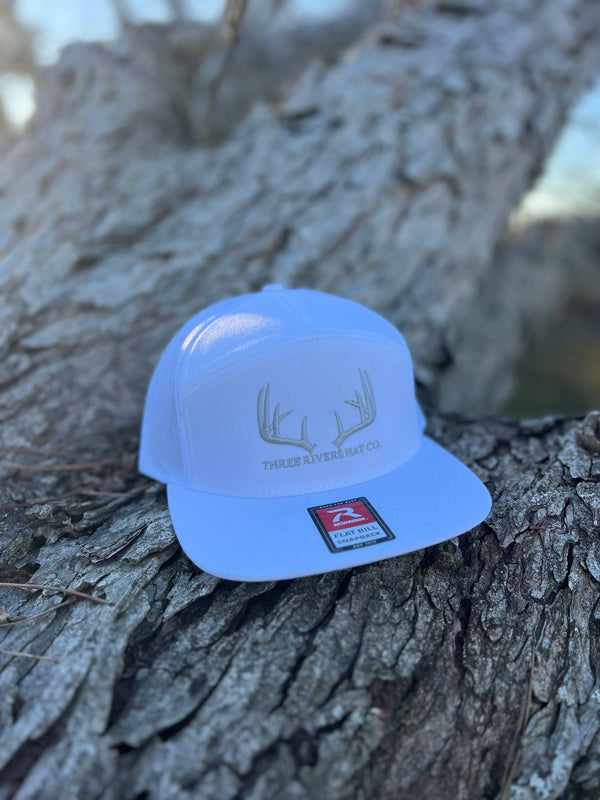 Classic Whitetail Rack - Flatbill Snapback Hat - Richardson 168: Khaki/Loden
