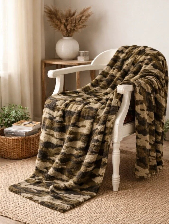 Chenille Blanket - Vintage Camo