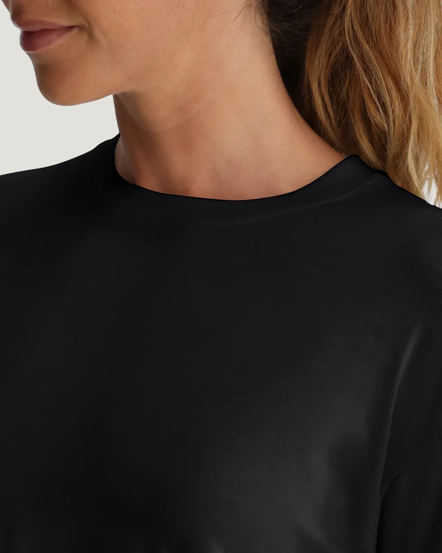 Women's Bamboo Shade Crossover Long Sleeve - Black