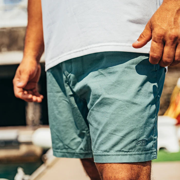 Landlocked Stretch Short - Duck Green