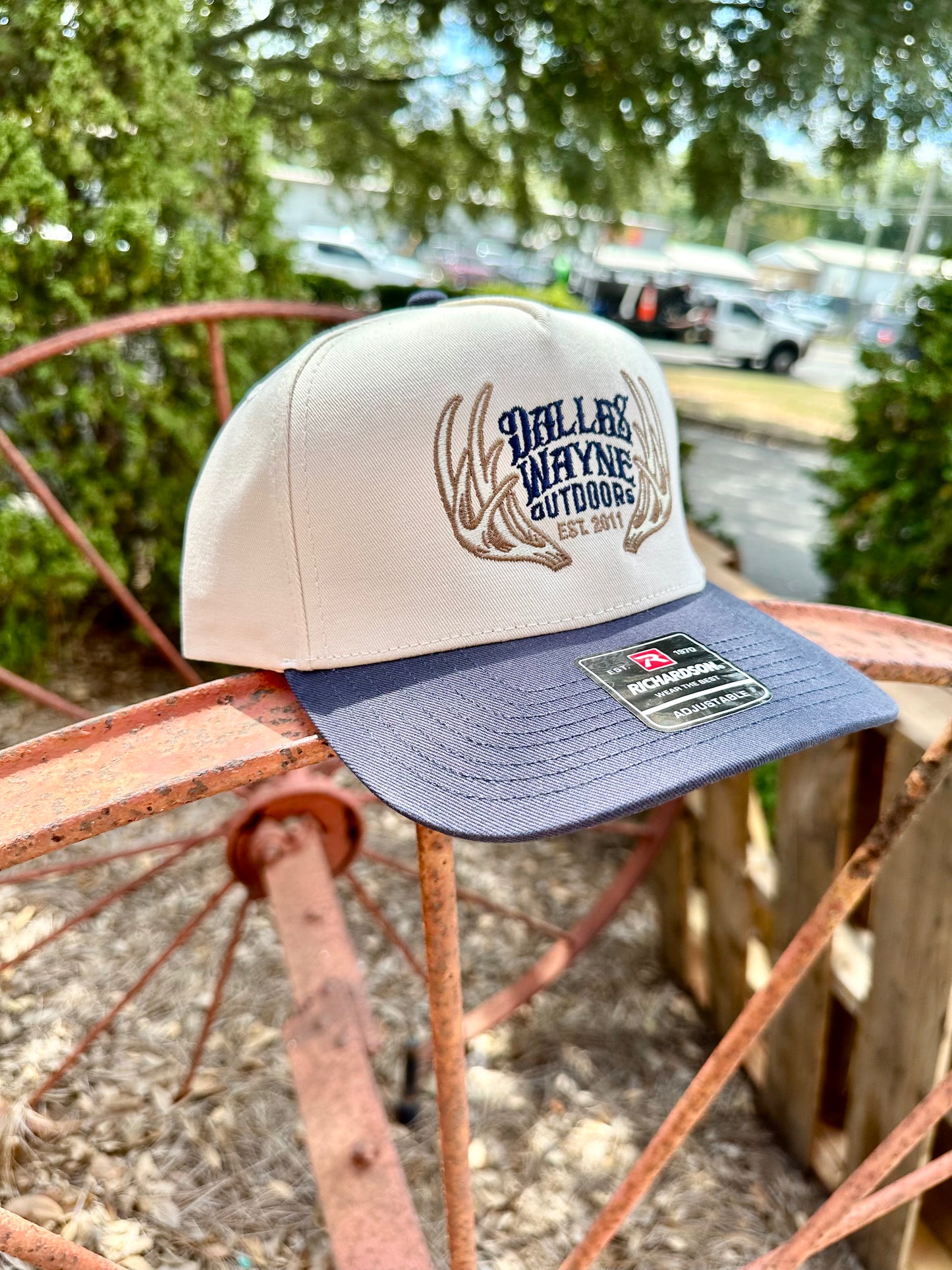 DW Shed Logo Hat - Cream & Navy