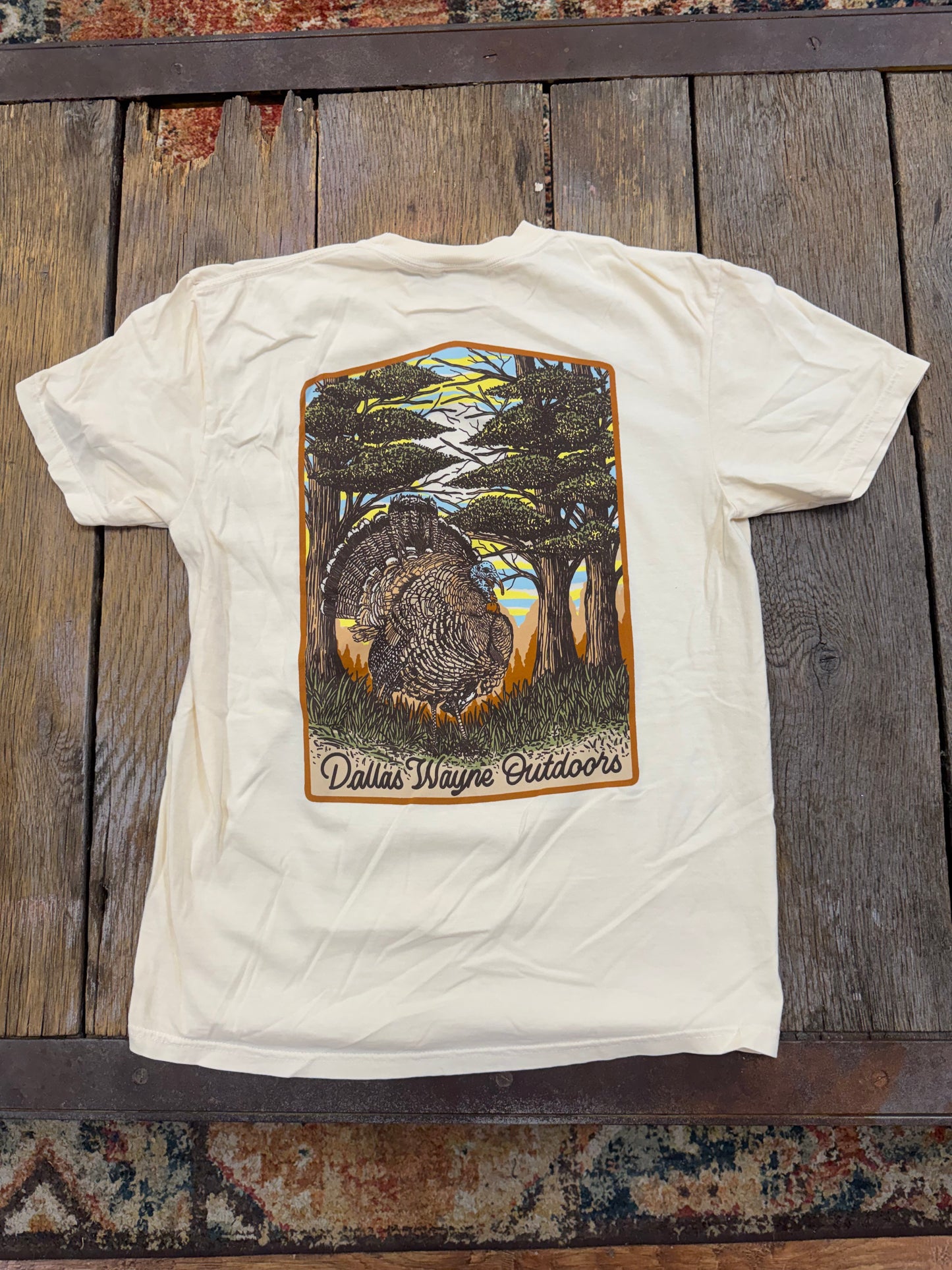 Dallas Wayne Field Tee - Longbeard - Ivory