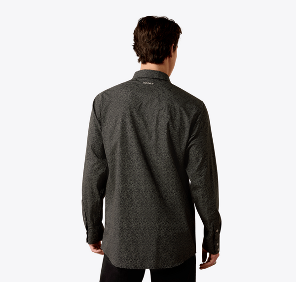 Wrinkle Free Braven Fitted Snap Shirt - Black Textured Print