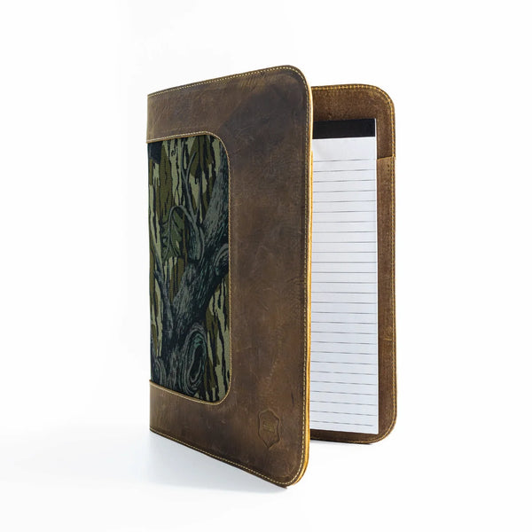 Rolling Thunder Game Calls Leather Portfolio with Mossy Oak® In-lay (8.5"x11" Legal Pad)
