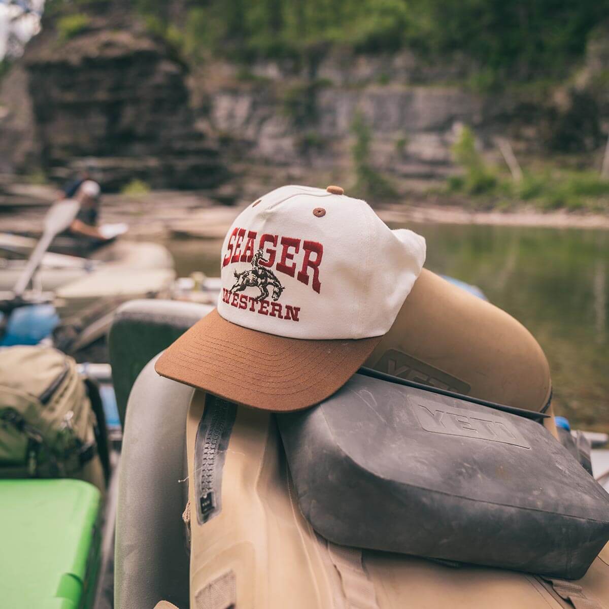 Rodeo Snapback Cream & Brown