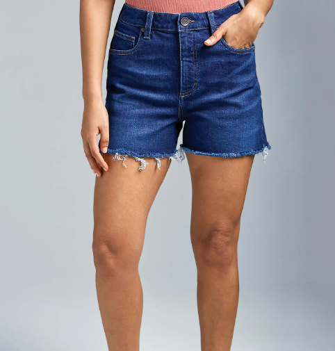 Wrangler Retro® Bailey Short - High Rise - Dark Wash