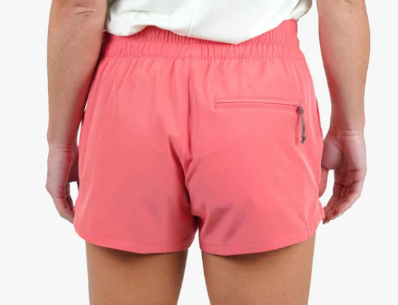 Strike Shorts - Soft Coral