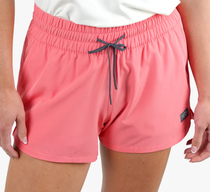 Strike Shorts - Soft Coral