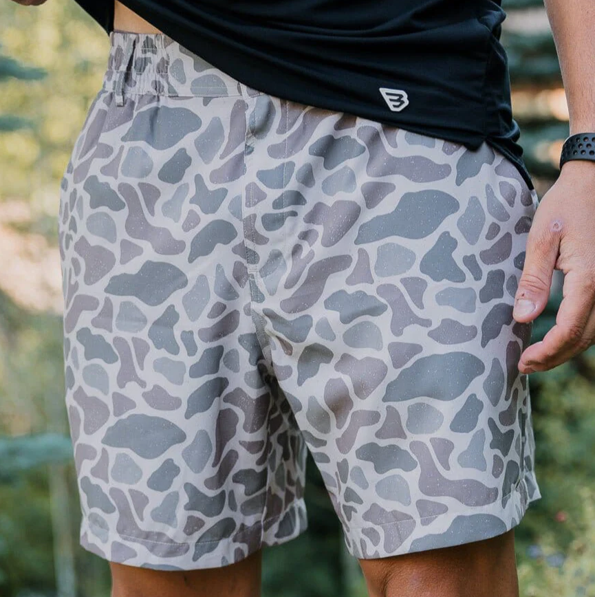 5.5" Everyday Short - Classic Deer Camo - Grey Pocket