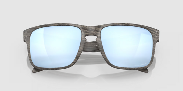 Holbrook™  Woodgrain Prizm Deep Water Polarized Lenses Polished