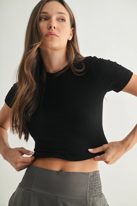 Essential Lounge Tee - Black