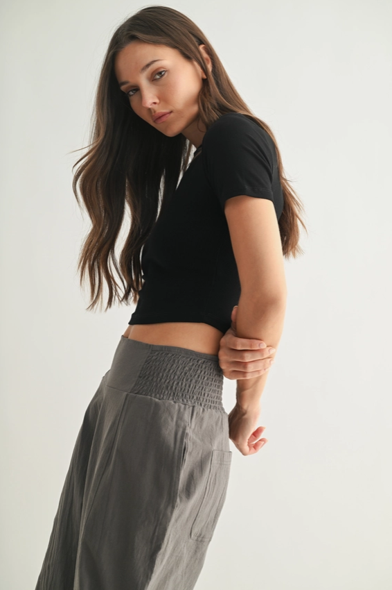 Essential Lounge Tee - Black