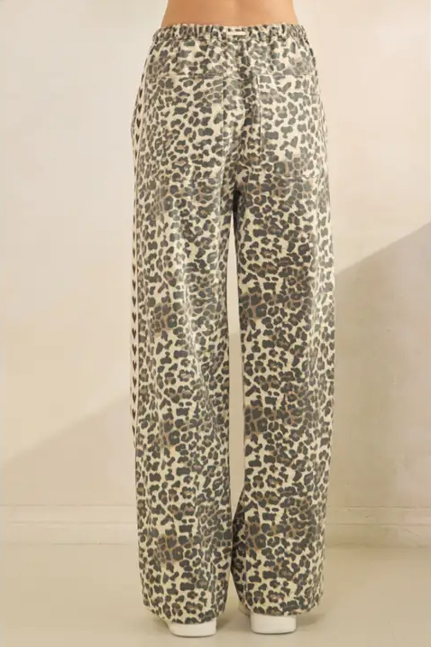 Leopard Printed Striped Wide Legged Pants - Brown Heart