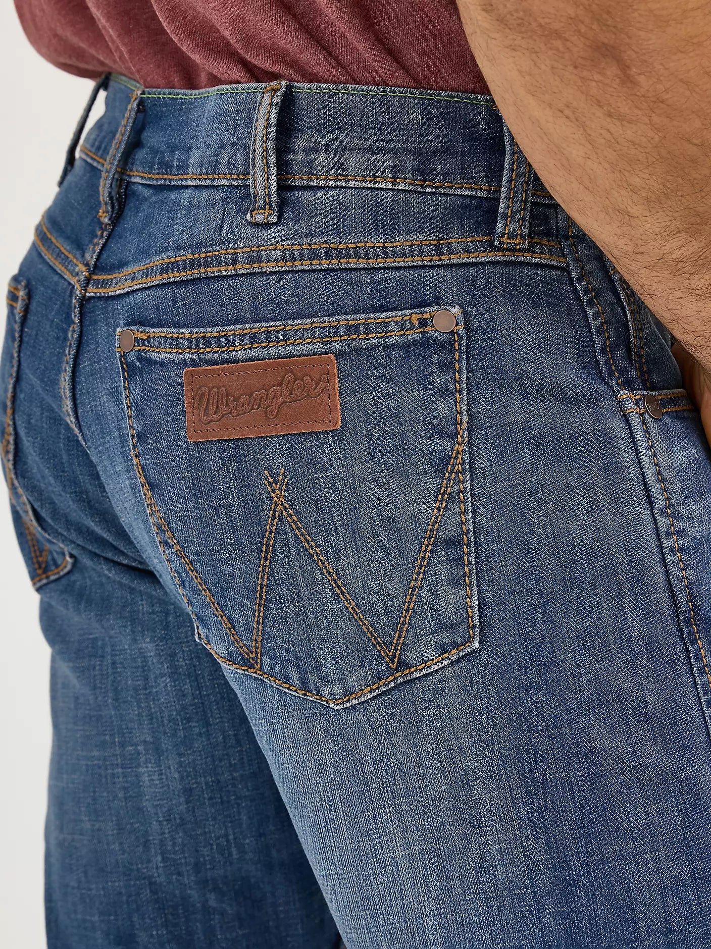 Wrangler Retro Slim Fit Straight Leg - Cottonwood
