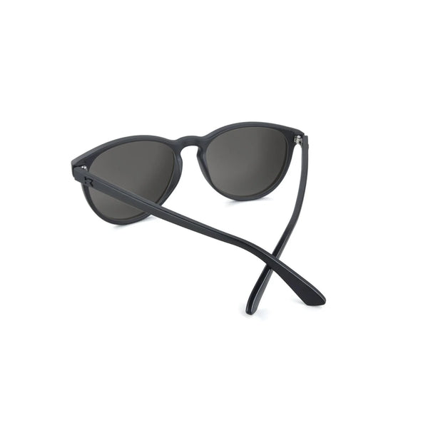 Mai Tais - Black On Black