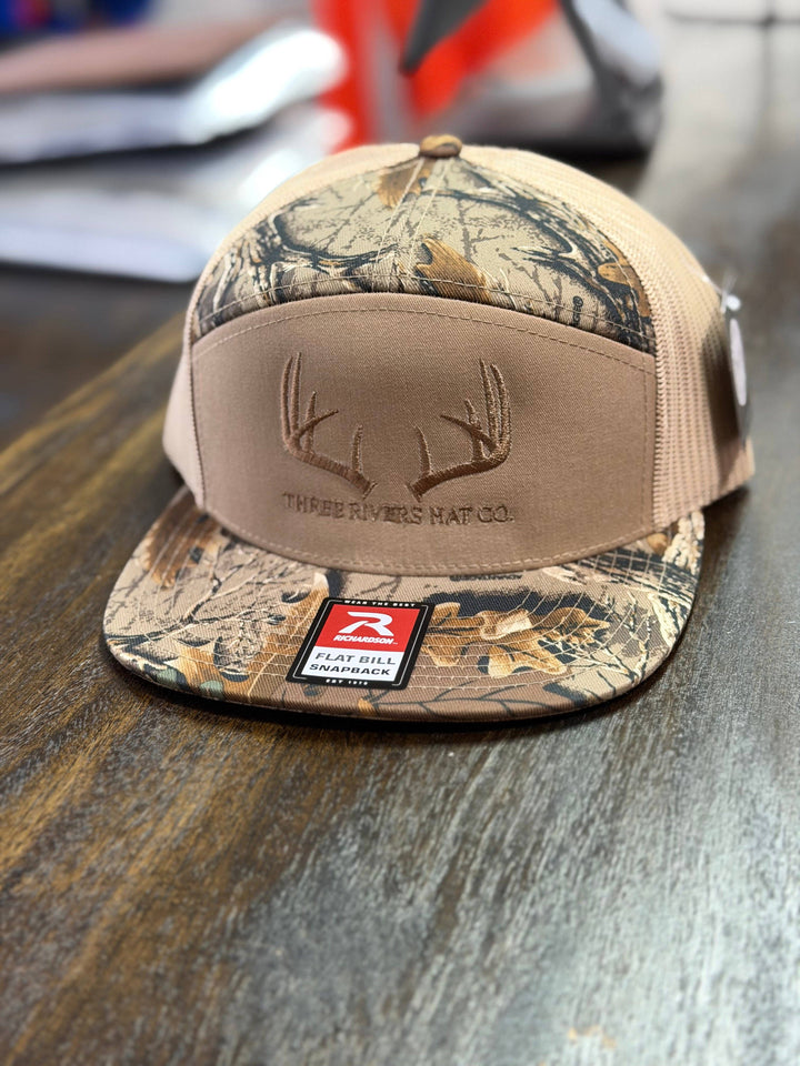 Classic Whitetail Rack - Richardson 168 7 panel Flatbill Snapback - Realtree Advatange: Realtree Advantage