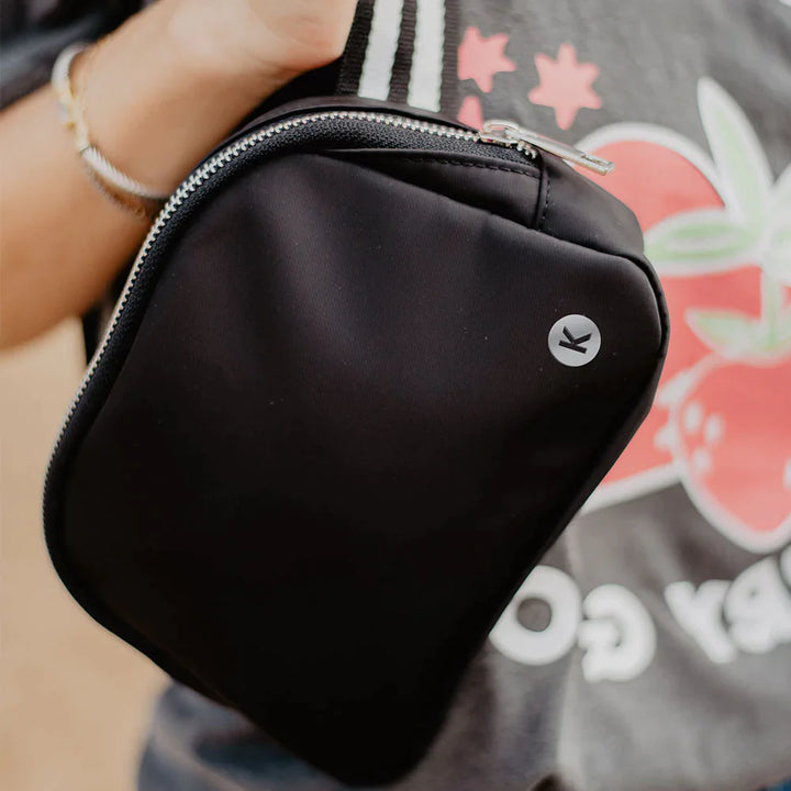 BLACK SOLID BELT BAG WITH STRIPED STRAP