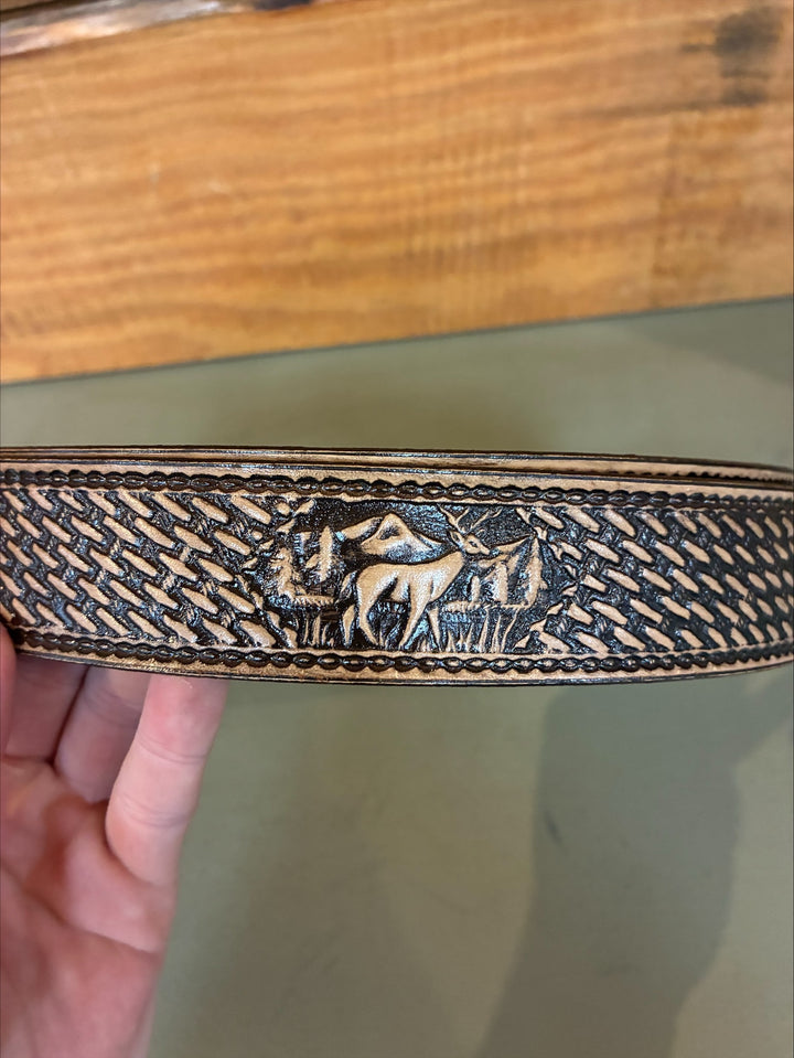 Whitetail 1.5 Deer Embossed