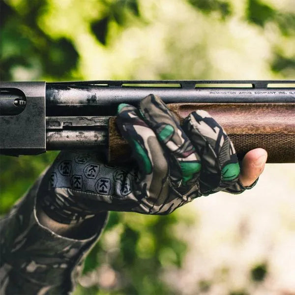 Run N' Gun® Gloves - Mossy Oak® Greenleaf® (Copy)