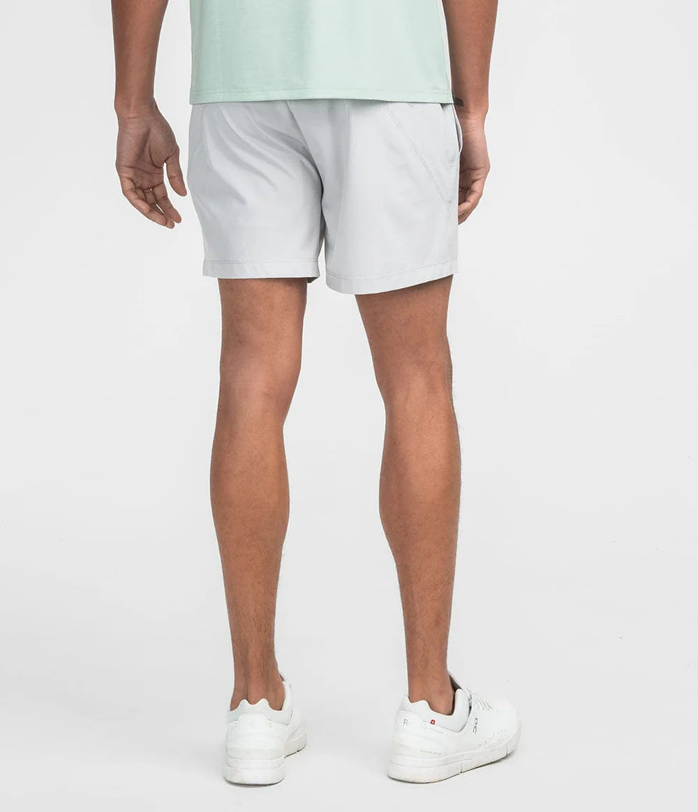 Everyday Hybrid Short With Belt Loops (5.5