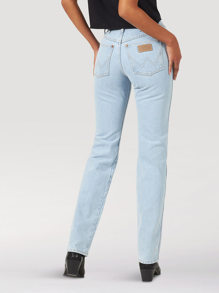 Women's Wrangler Cowboy Cut Slim Fit Jean in Bleach