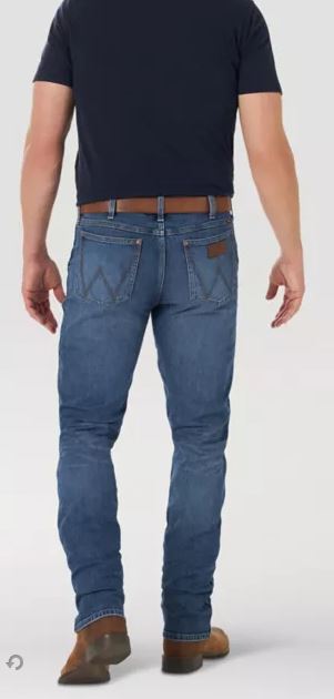 The Wrangler Retro Green Jean: Men's Slim Straight in Harrick