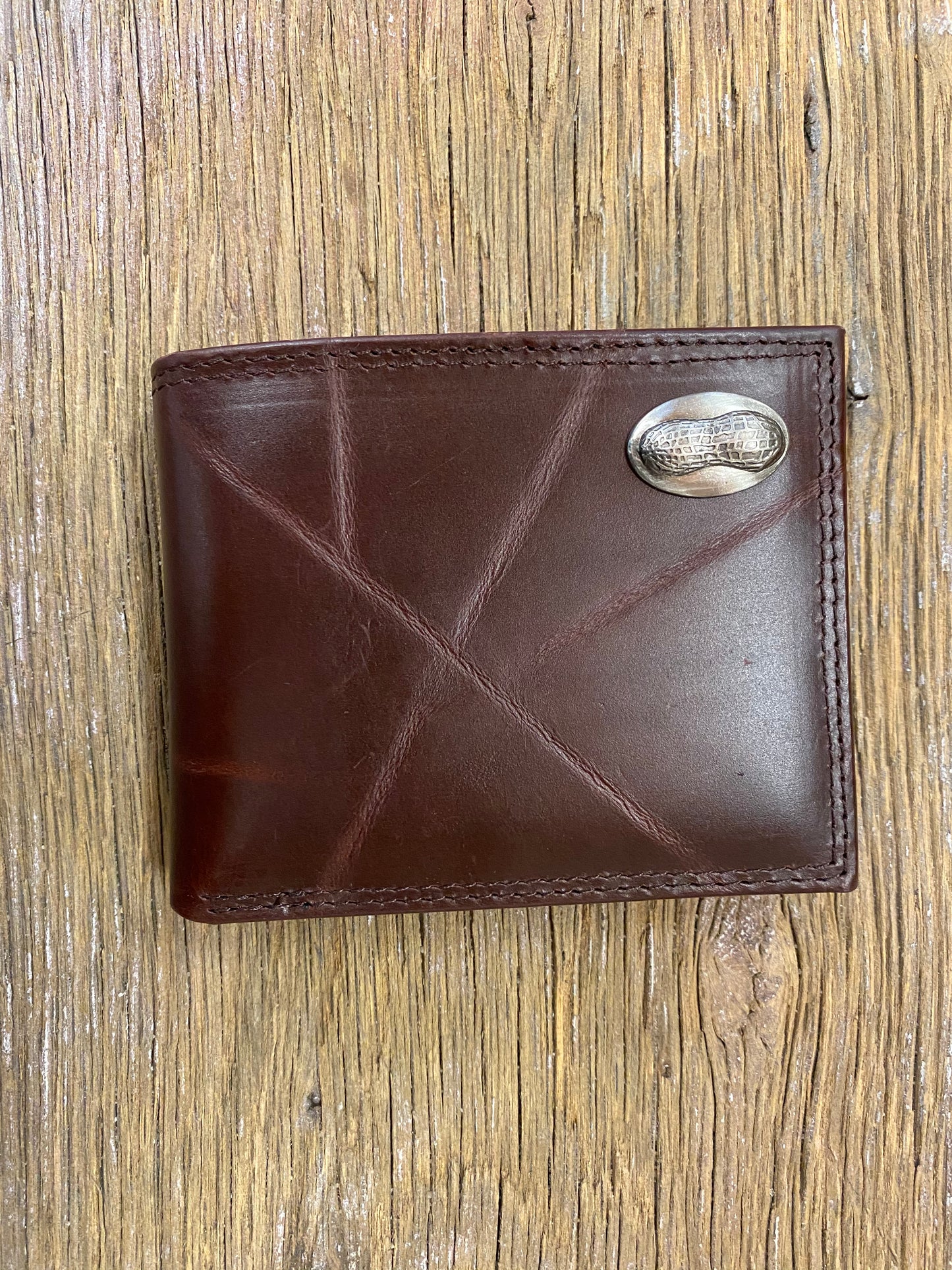 Peanut Wrinkle Leather Bi-fold Concho Wallet