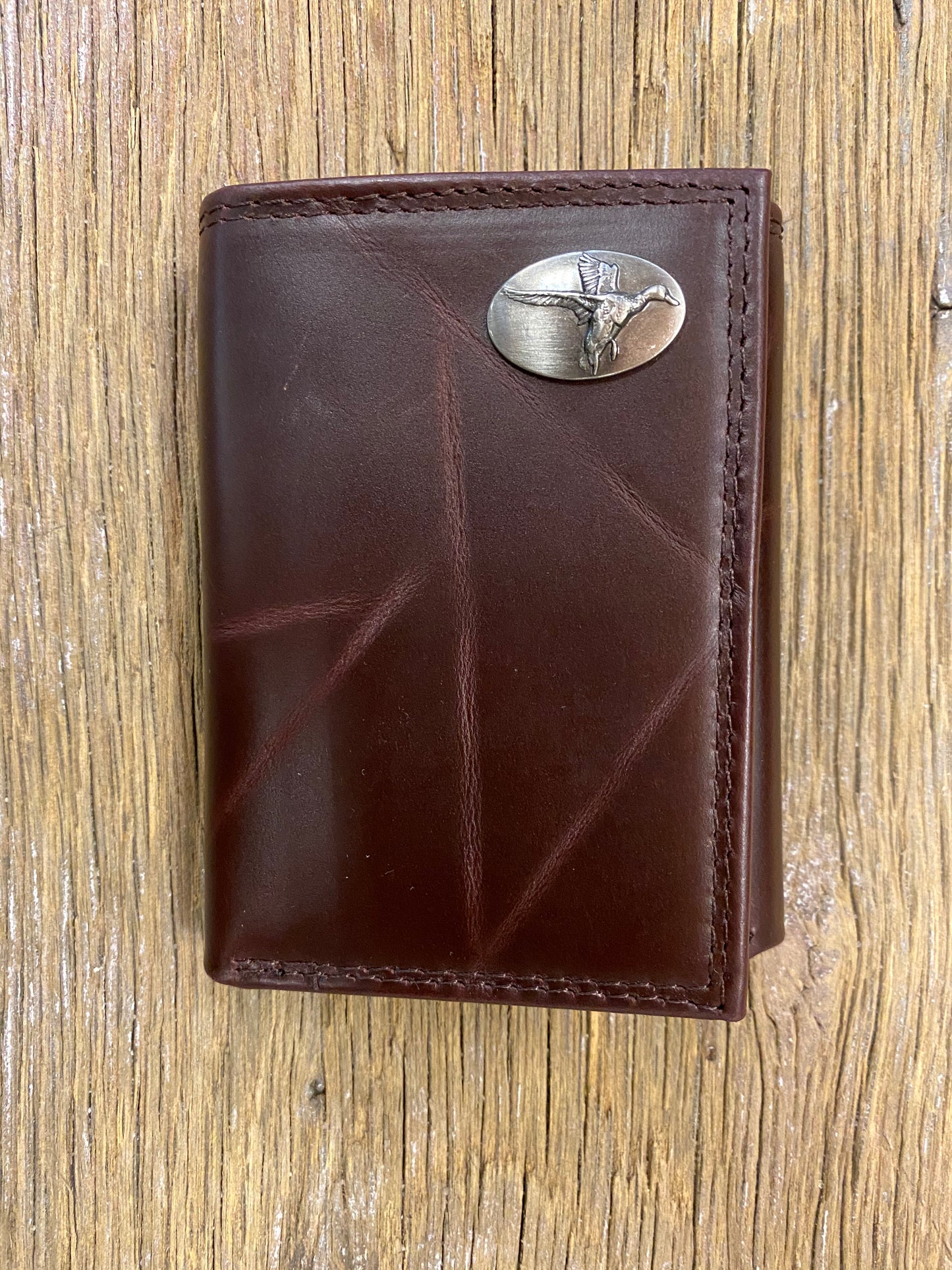 Duck Brown Wrinkle Leather Tri-fold Concho Wallet