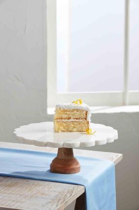 Scallop Marble Cake Stand